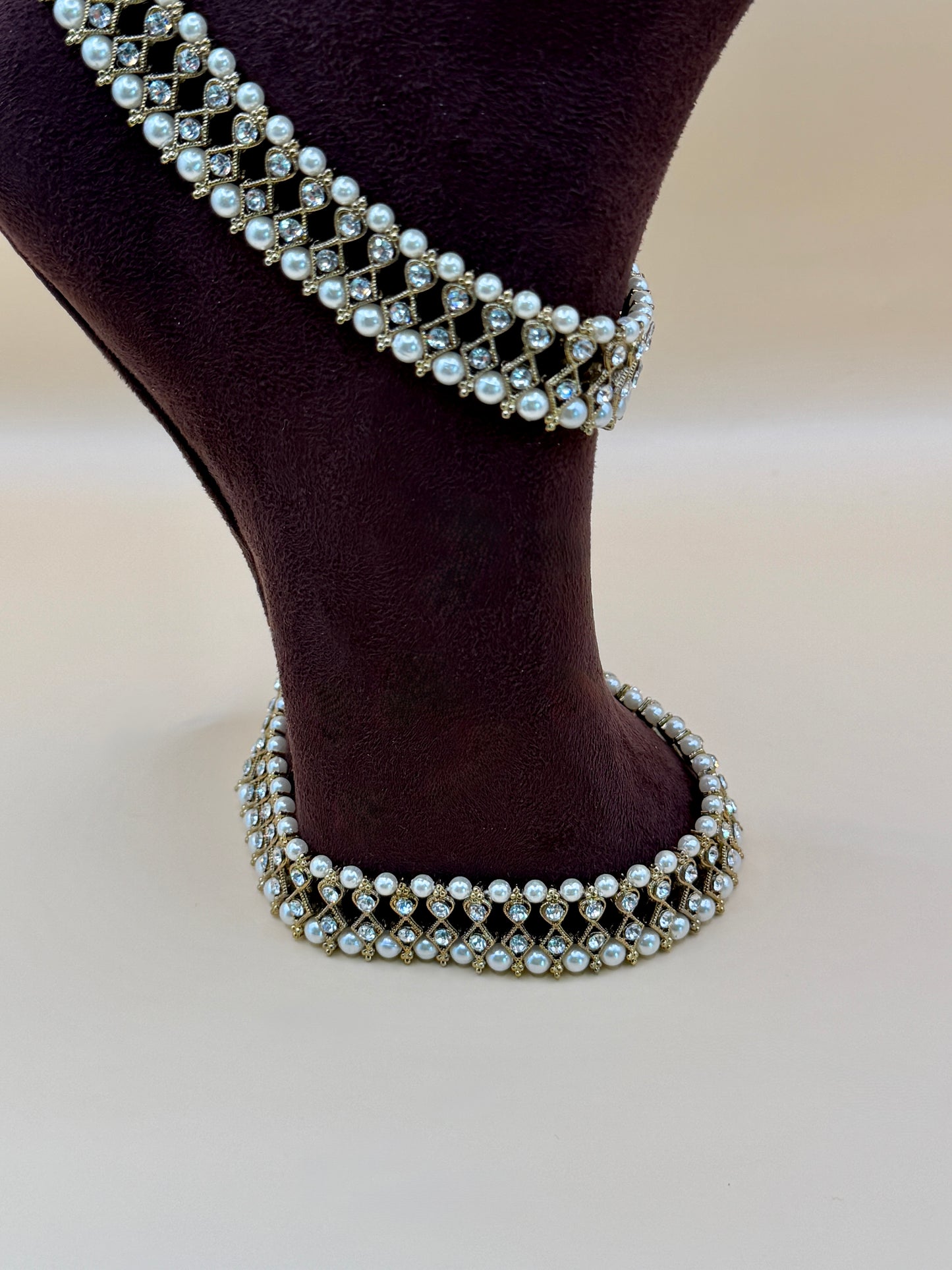 Elegant Anklets (Pauju/Payal)