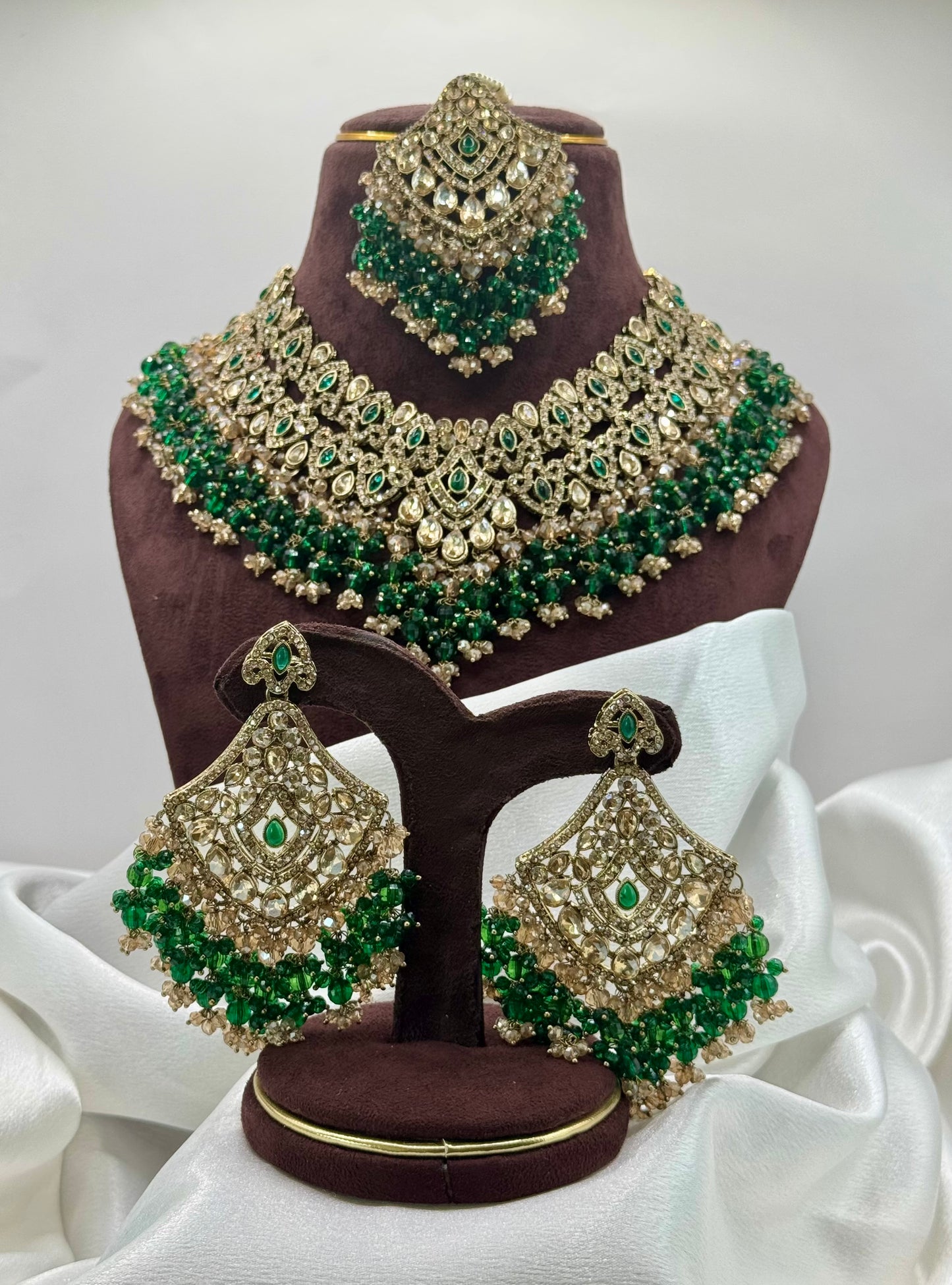 Aarushi Statement Set