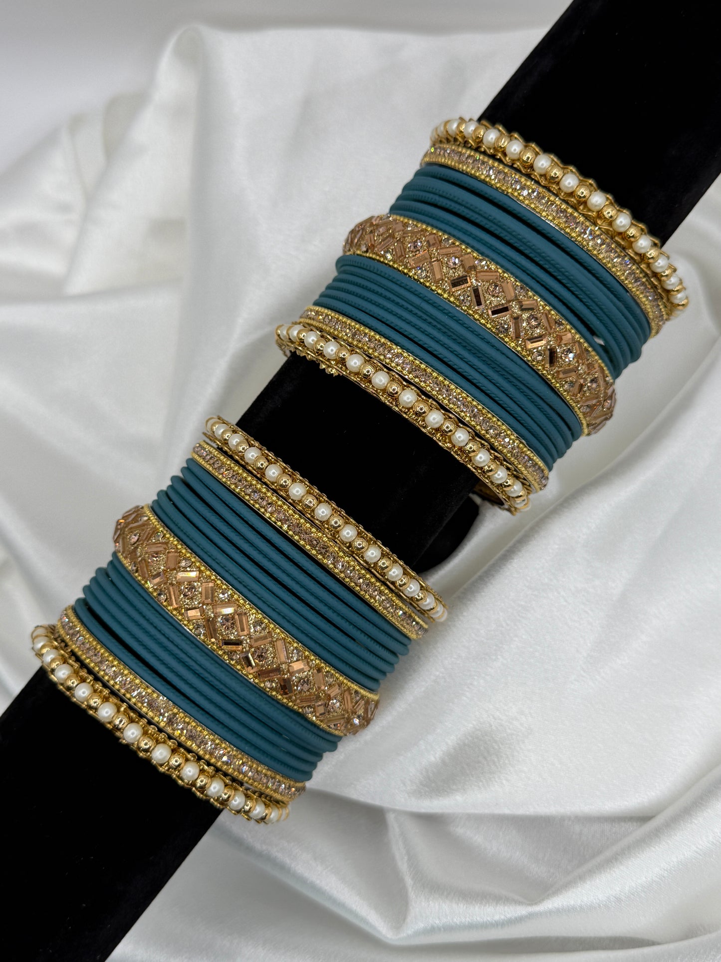 2.10 Pearl Metal Bangles Set