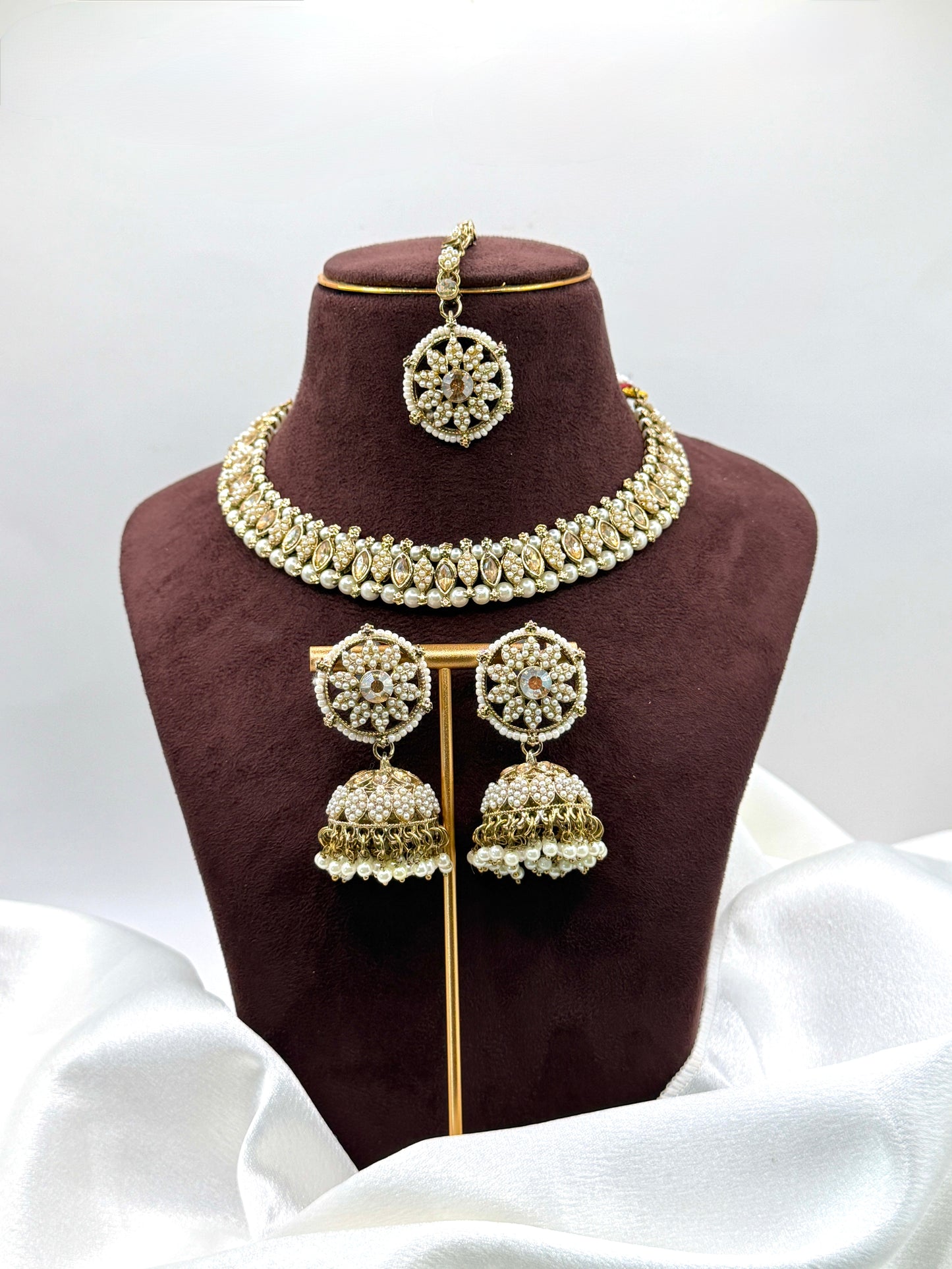 Pooja Pearl Necklace Set