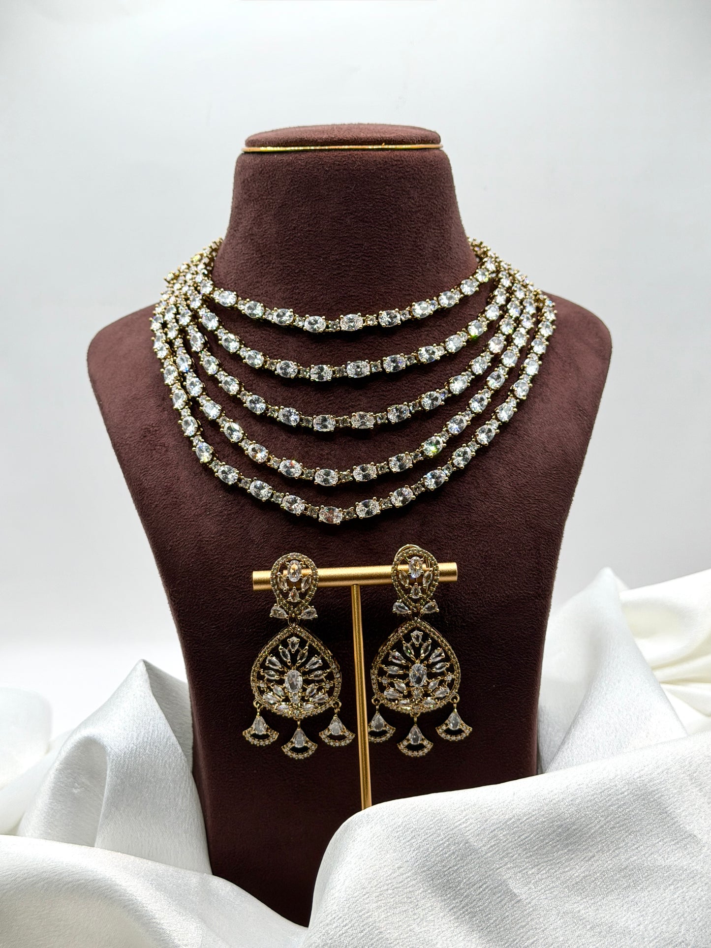 Nehna Layers- AD Necklace Set