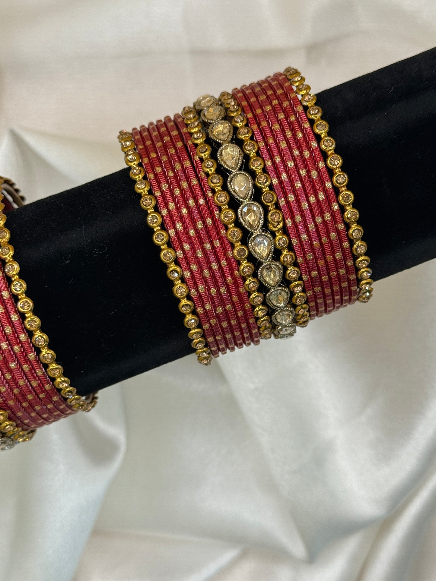 Roshni Bangle Set