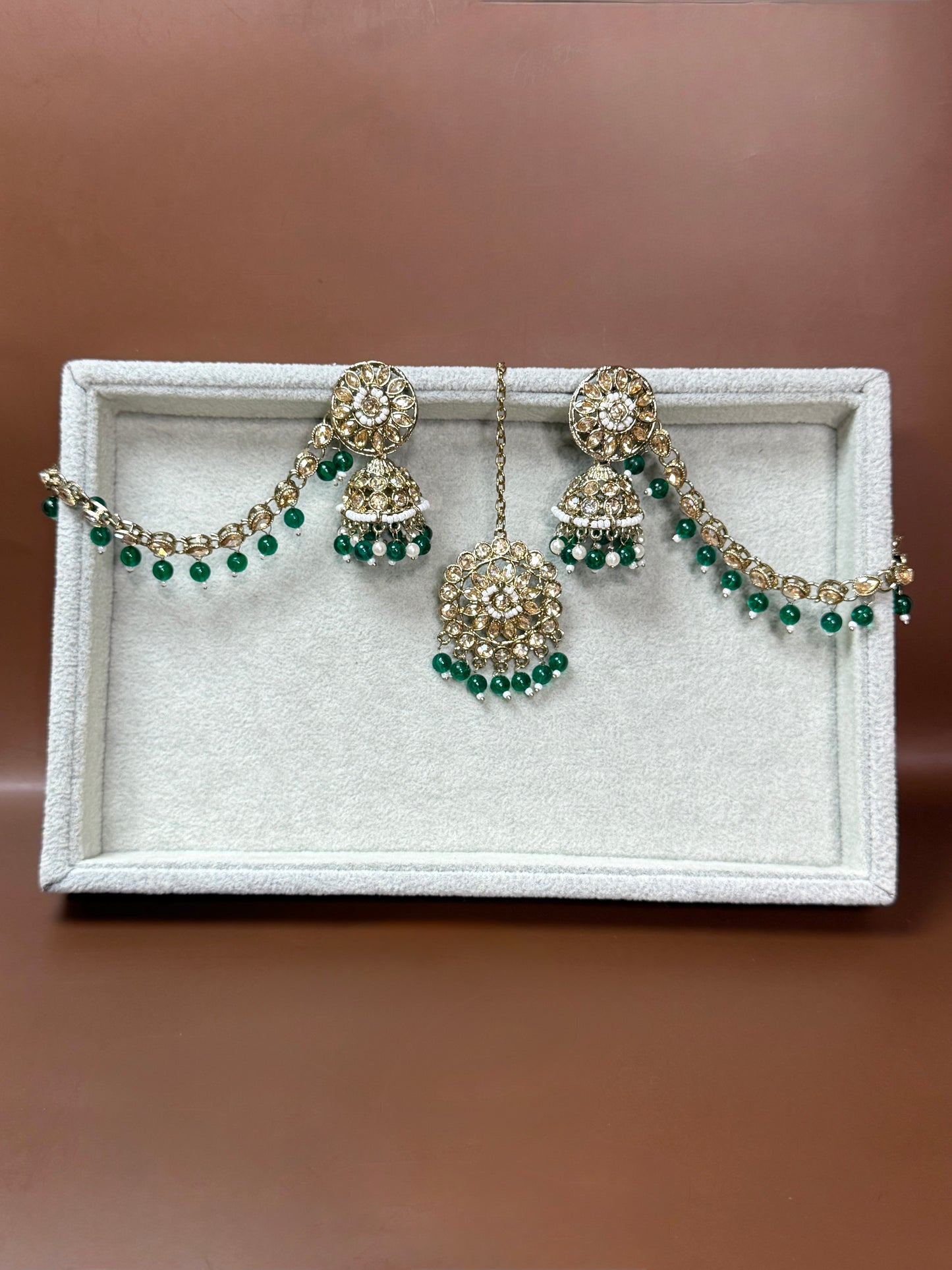 Jhumka with Sahara w Tikka