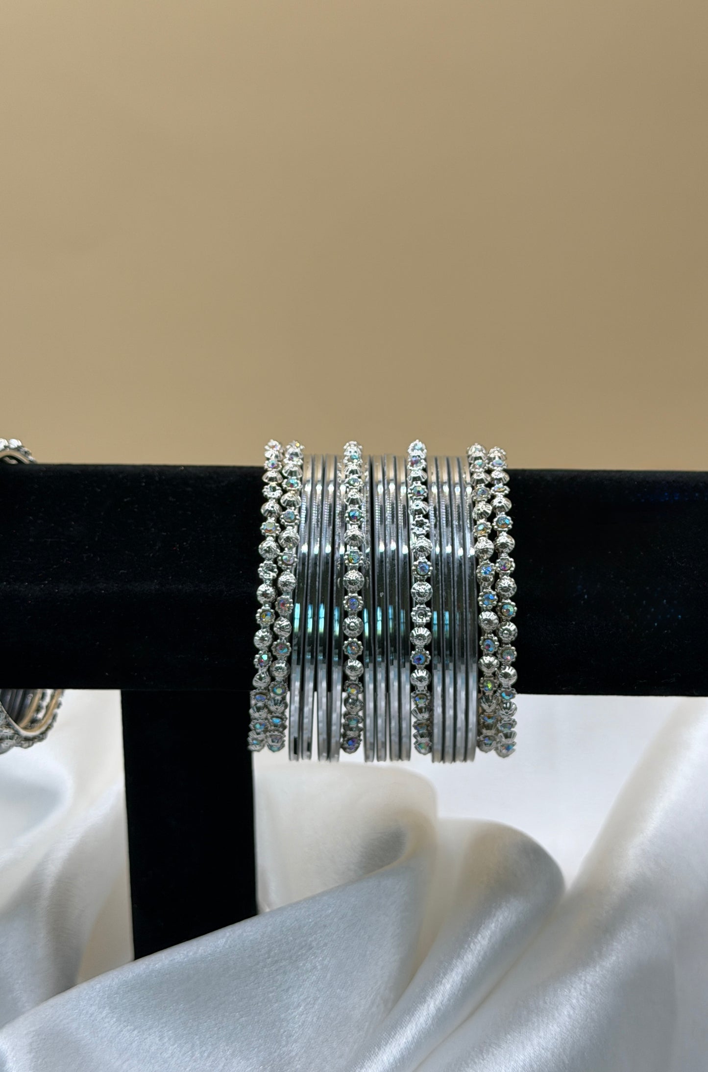 Saanvi Sliver Bangle Set