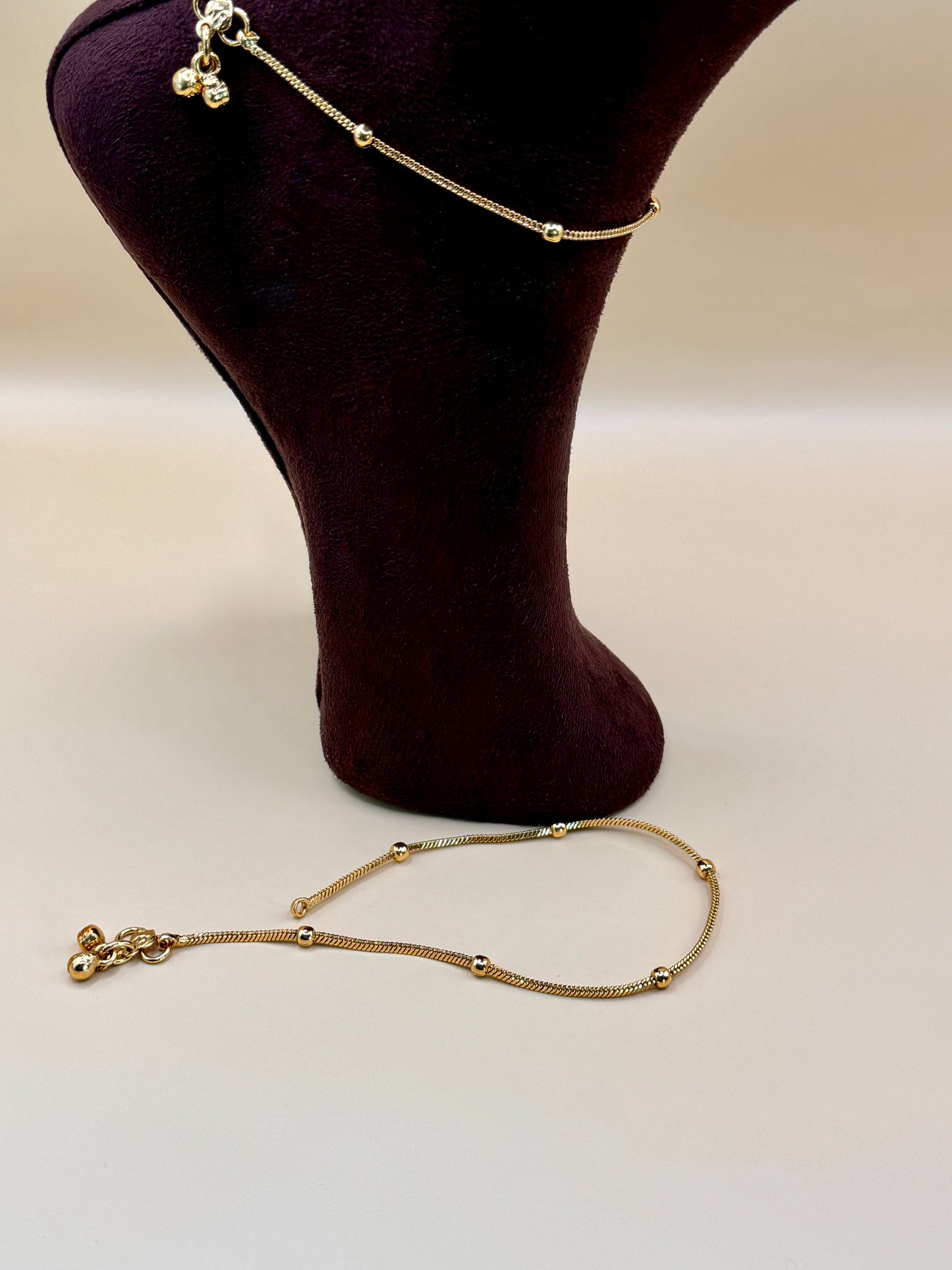 Chic Gold-plated Anklets (Pauju/Payal)