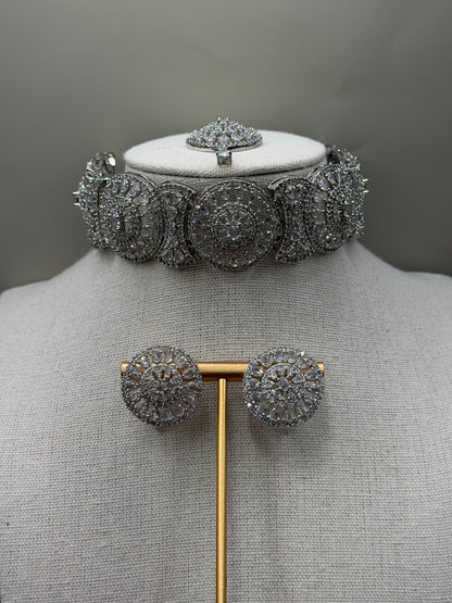 Indi AD Choker Necklace Set