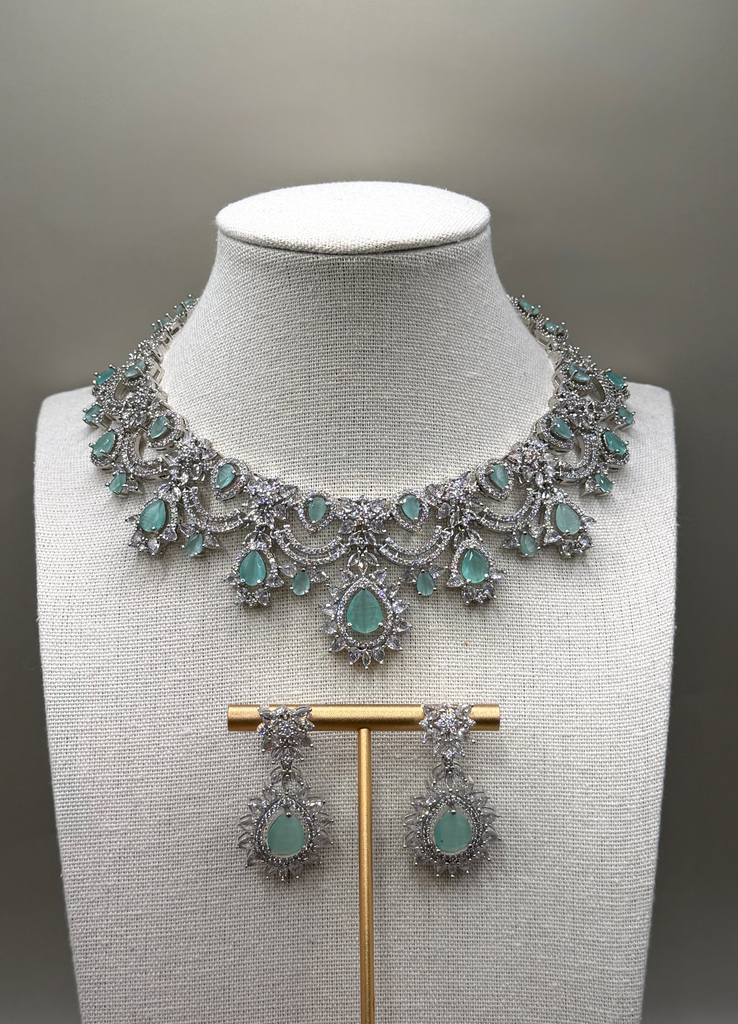 Mila Mint AD Necklace Set