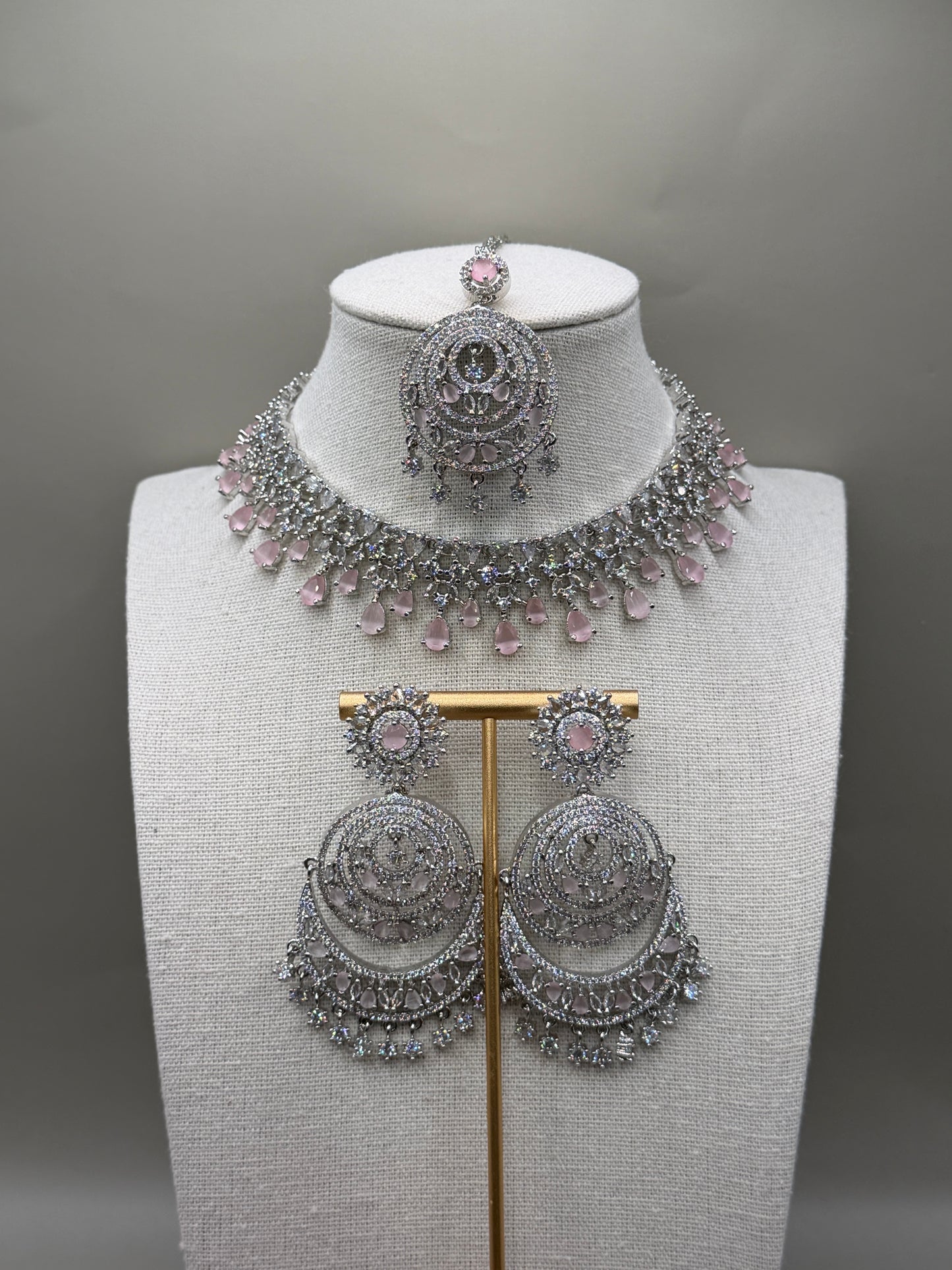 Myra AD Necklace Set