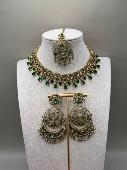 Myra AD Necklace Set