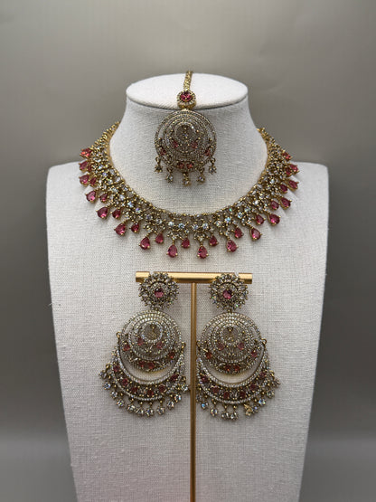 Myra AD Necklace Set