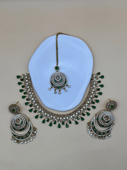Myra AD Necklace Set