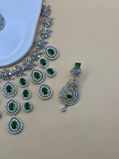 Anu AD Necklace Set