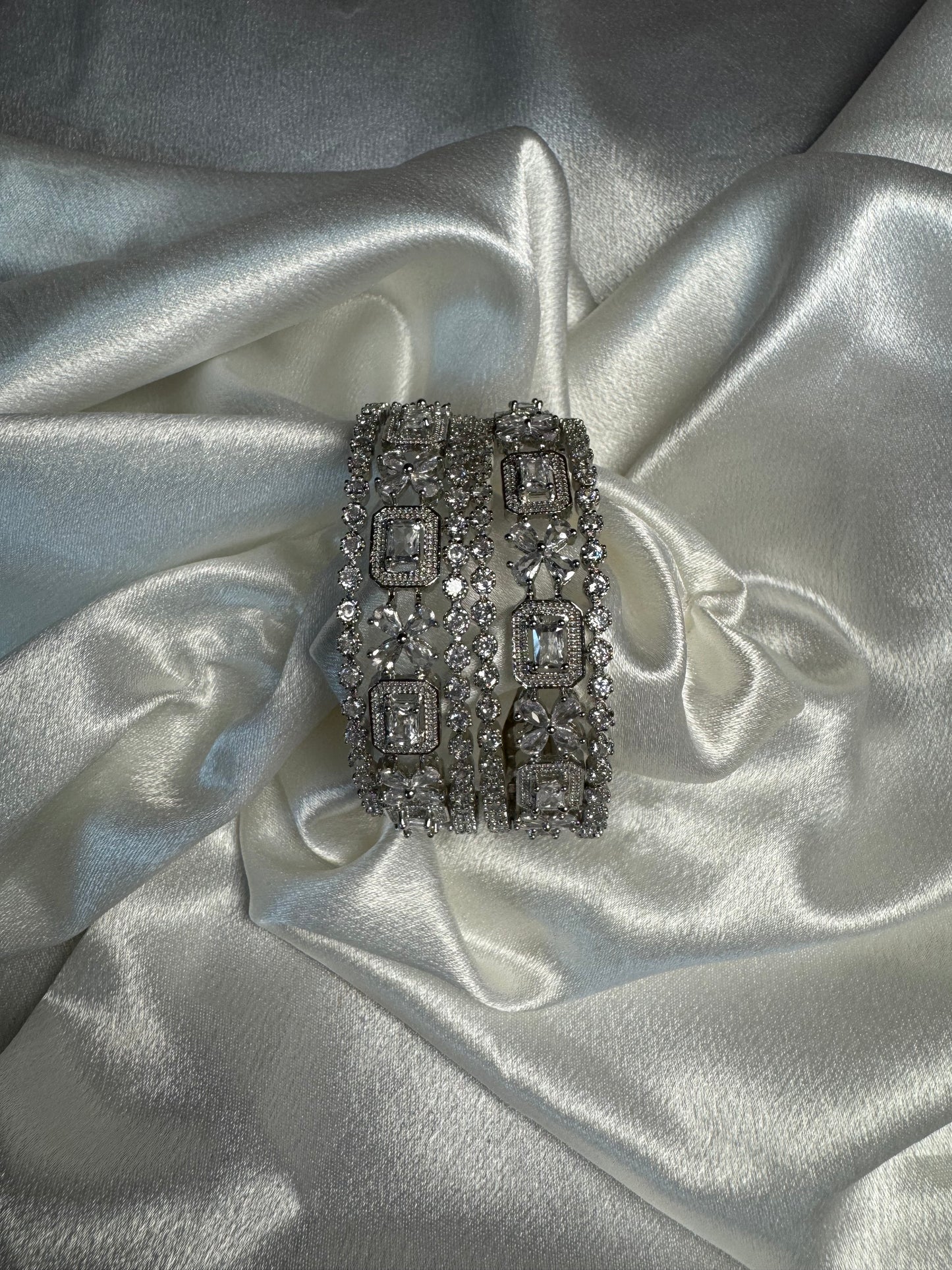 Statement Phool AD Bangles Set