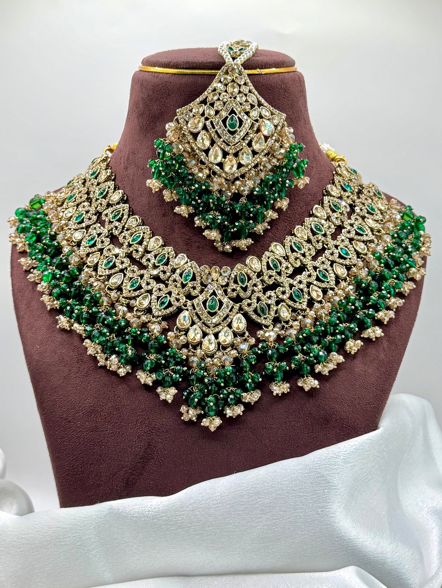 Aarushi Statement Set