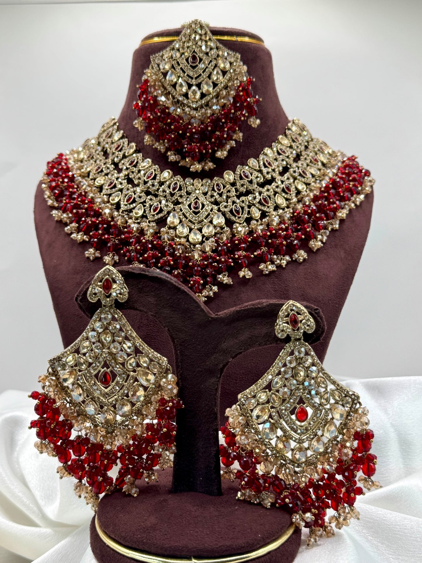 Aarushi Statement Set