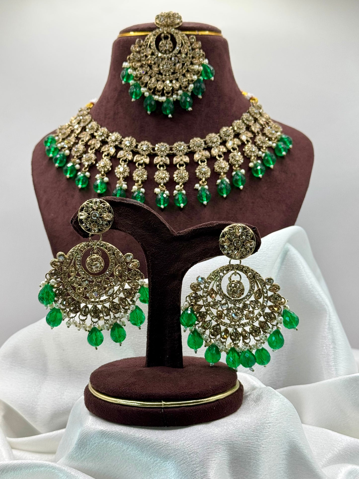 Jharna Necklace Set