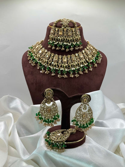 Neerza Statement Passa Necklace Set