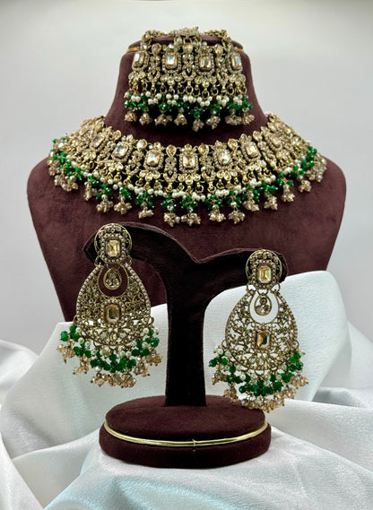 Neerza Statement Passa Necklace Set