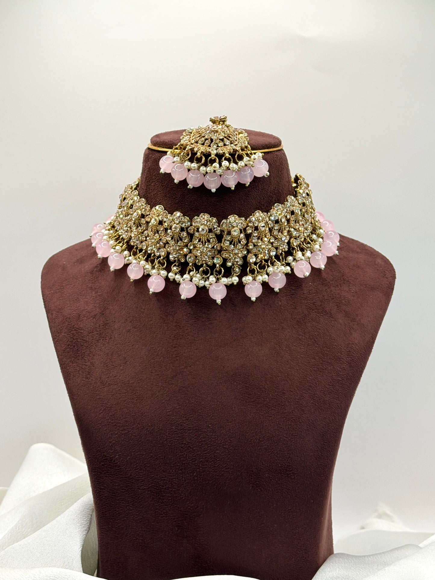 Sitara Passa Choker Set