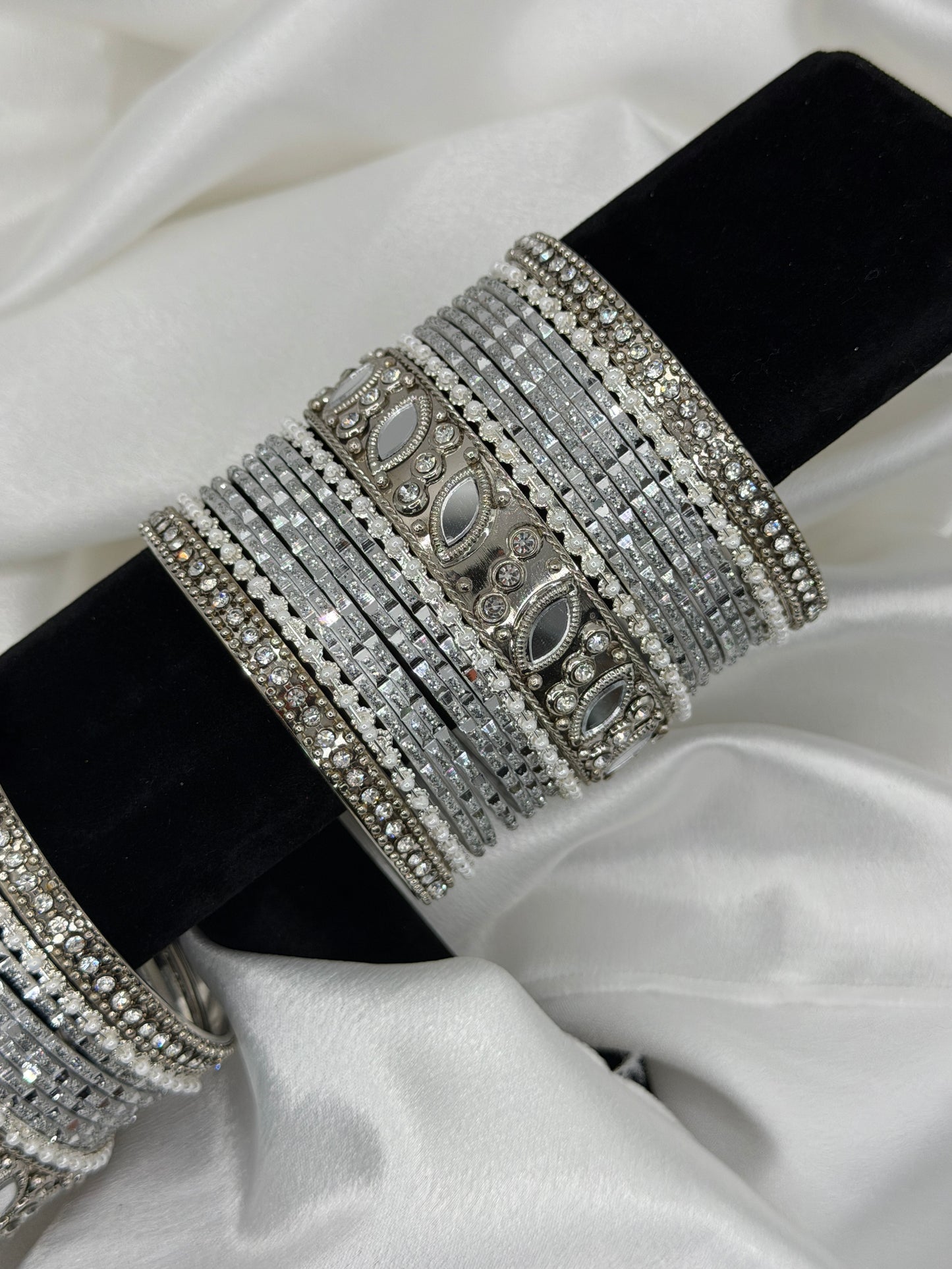 Sliver Metal Bangles Set