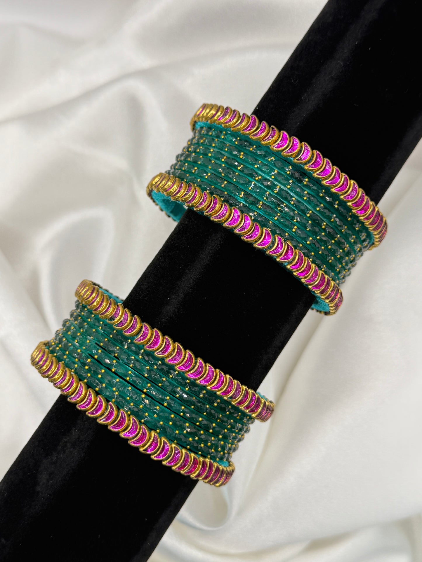 Chaand Glass Bangles Set