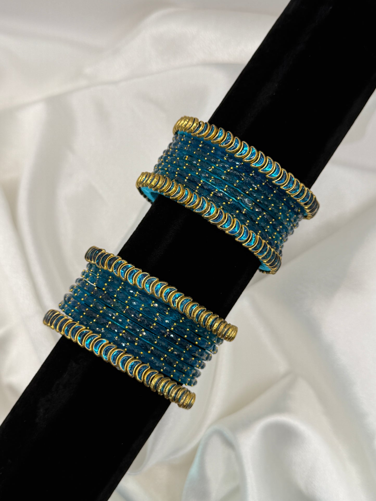 Chaand Glass Bangles Set