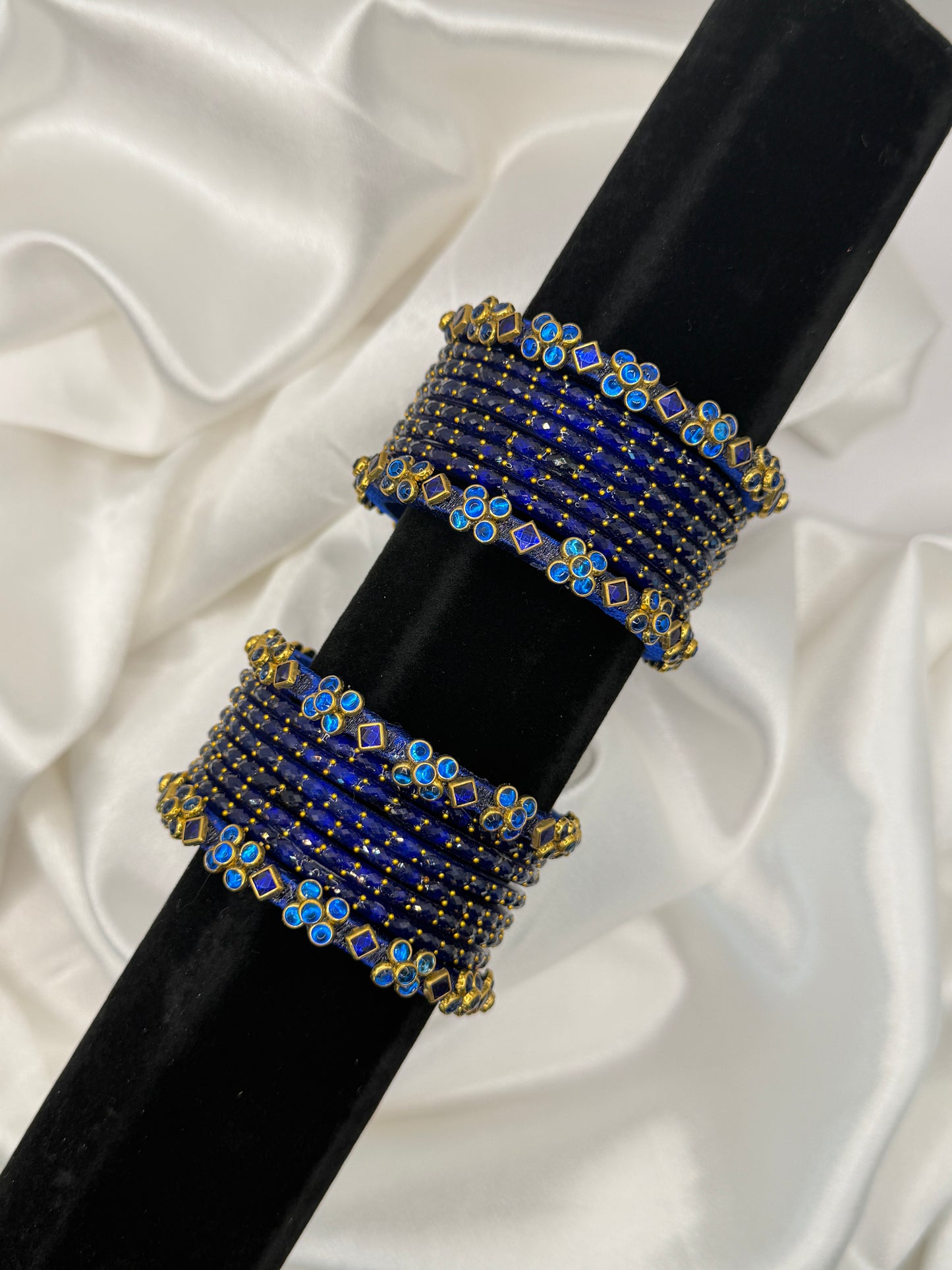 Phool Glass Bangles Set