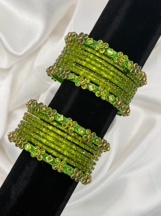 Phool Glass Bangles Set