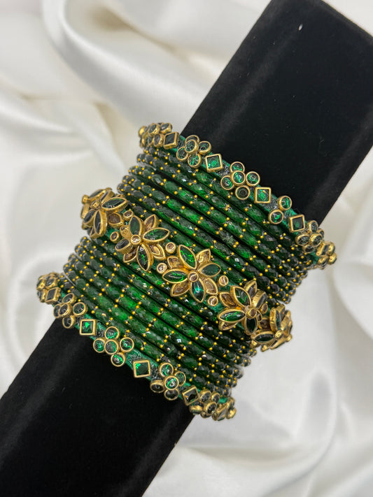 Sundari Glass Bangles Set