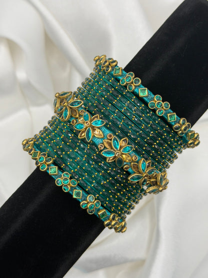 Sundari Glass Bangles Set