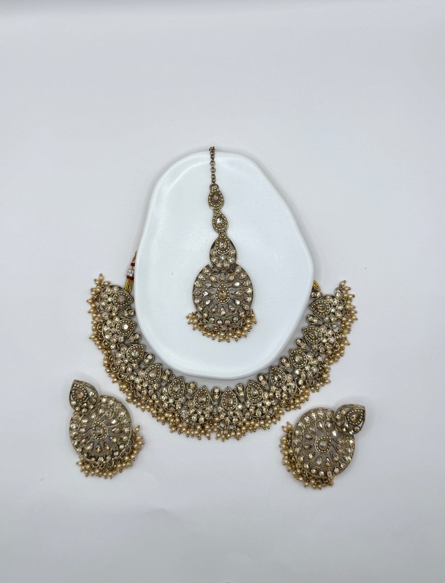 Diya Necklace Set