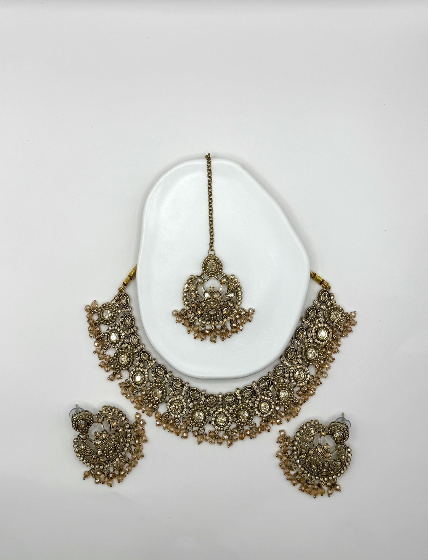 Kiara Golden Necklace Set