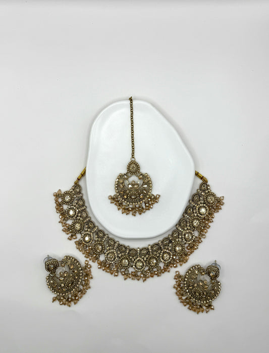 Kiara Golden Necklace Set