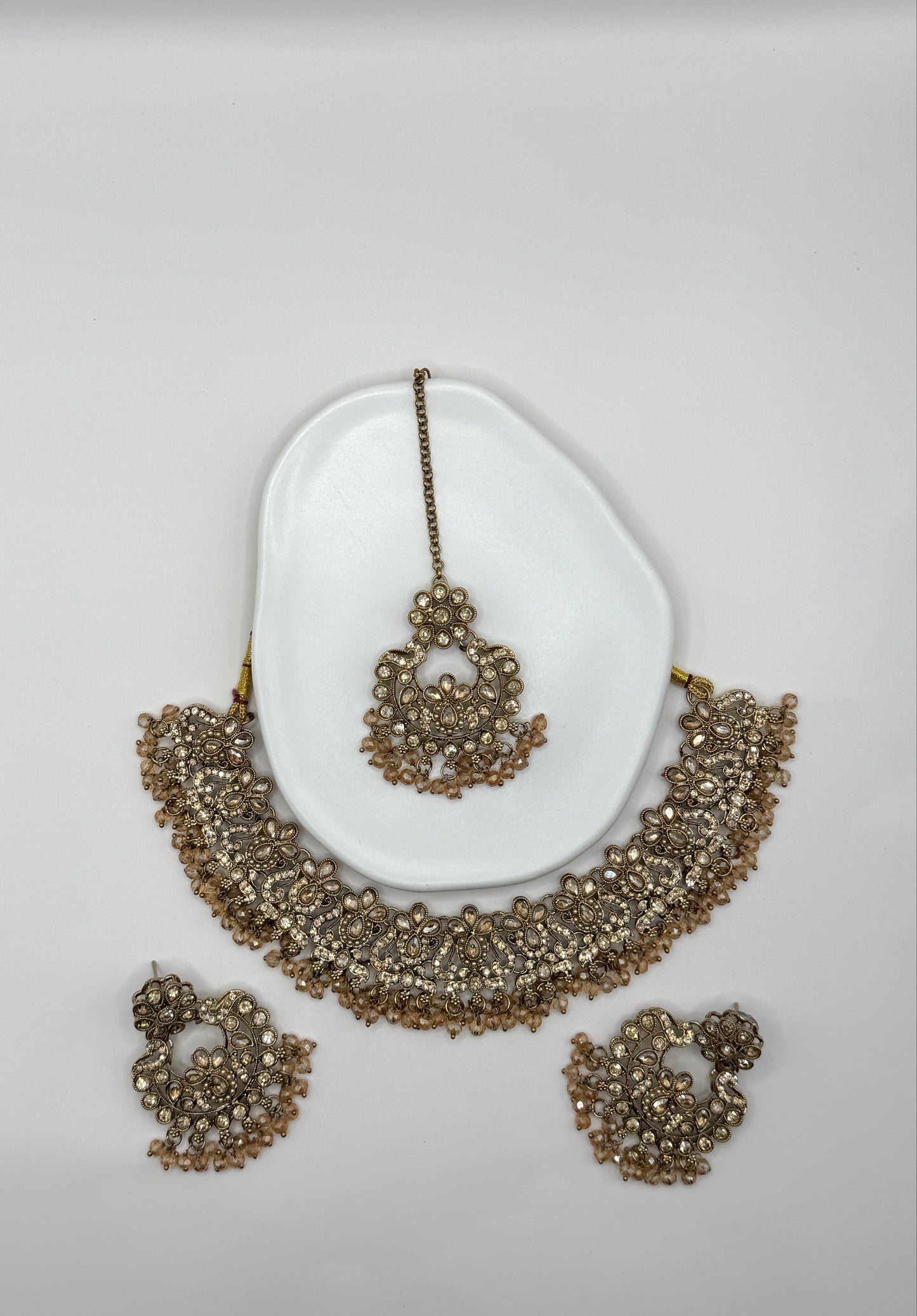 Kalpana Elegant Golden Necklace Set