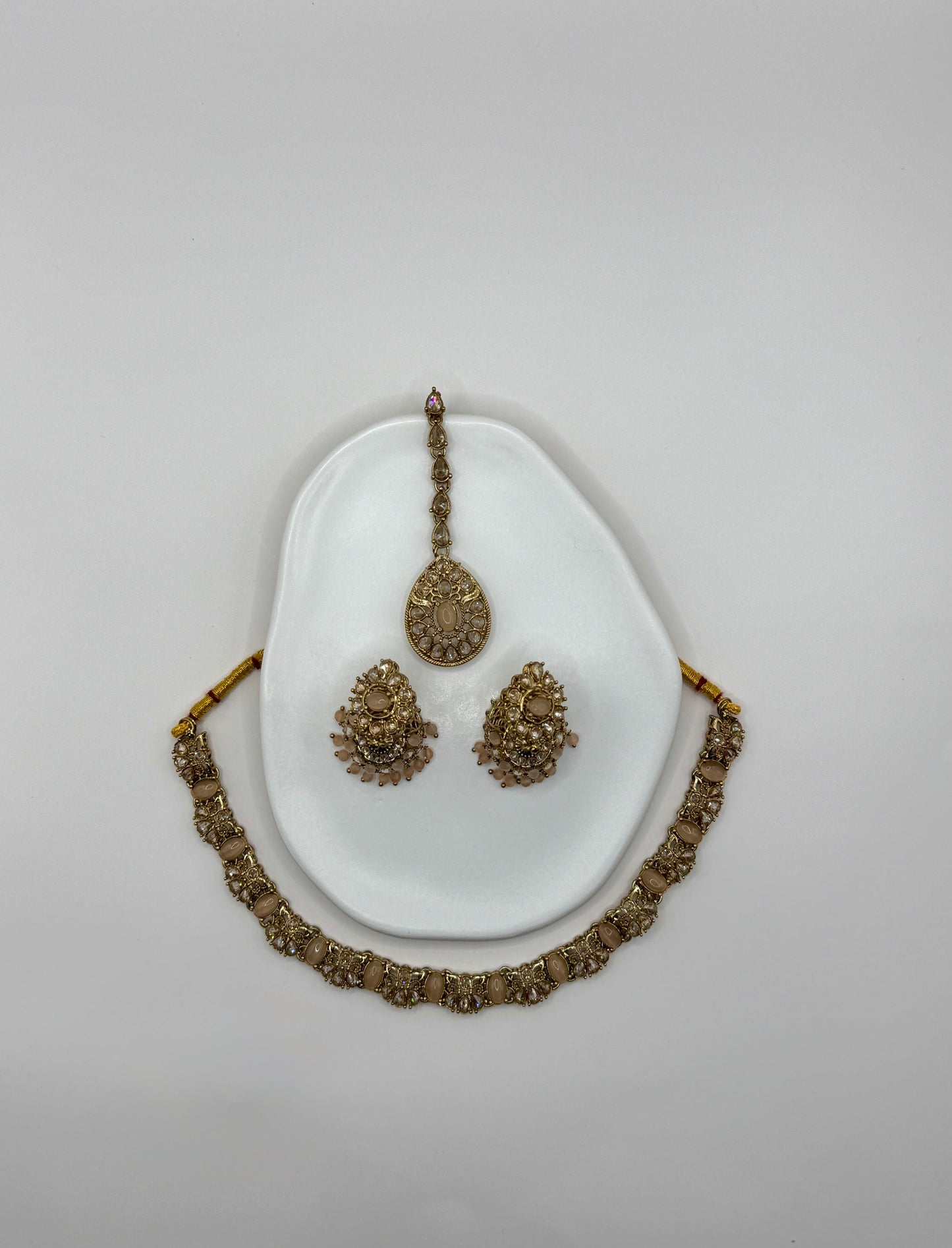 Prisha Lightweight Light Peach Necklace Set