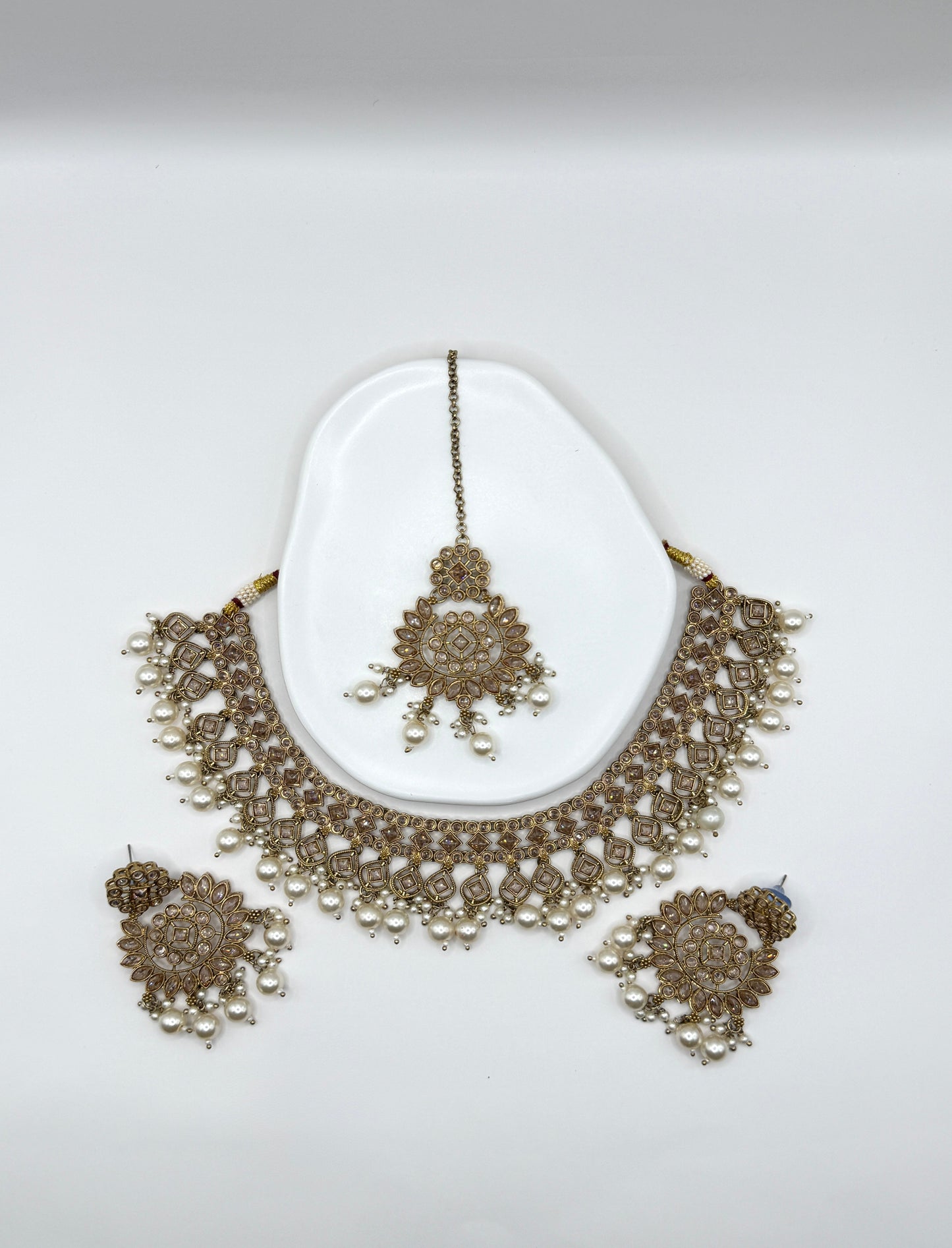 Barsha Necklace Set