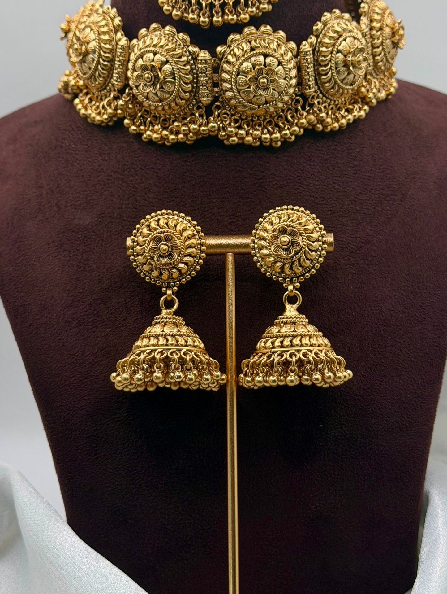 Gold-Plated Choker Set