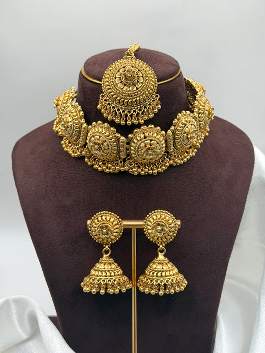 Gold-Plated Choker Set