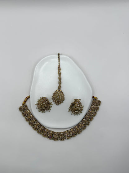 Shreya Polki Necklace Set