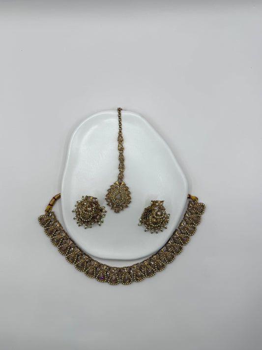 Shreya Polki Necklace Set