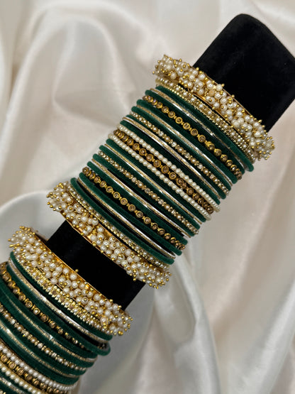 Zeenat Pearl Gajra Bangle Set