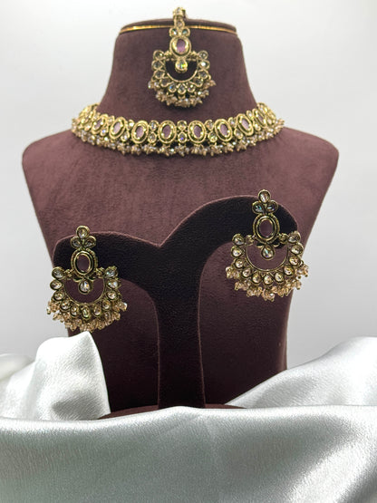 Mandy Elegant Necklace Set