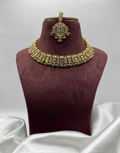 Shya Necklace Set