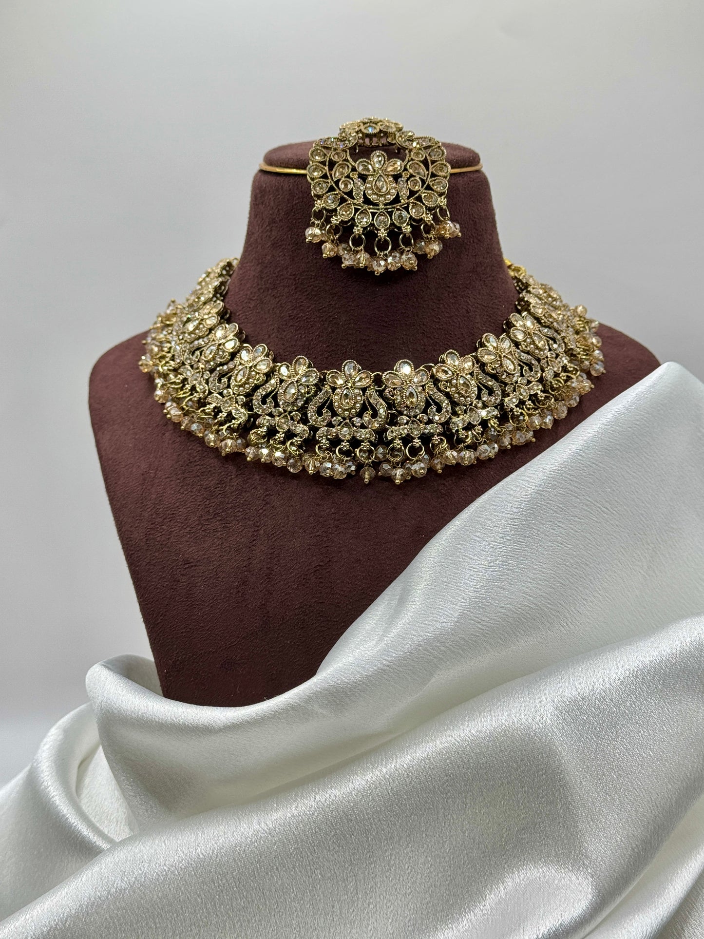 Kalpana Elegant Golden Necklace Set