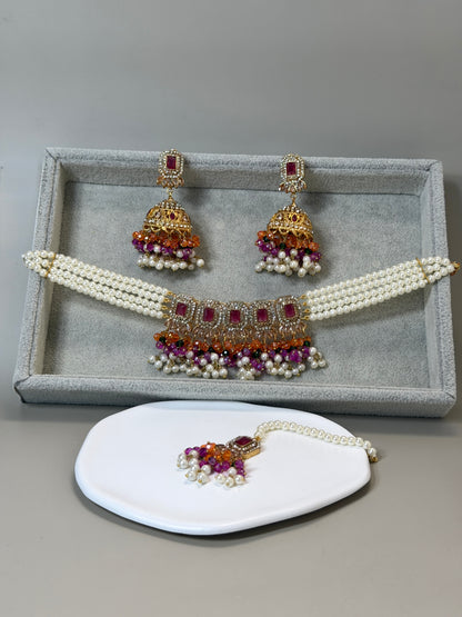 Hina Choker Set