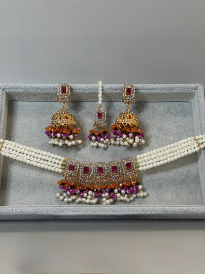 Hina Choker Set