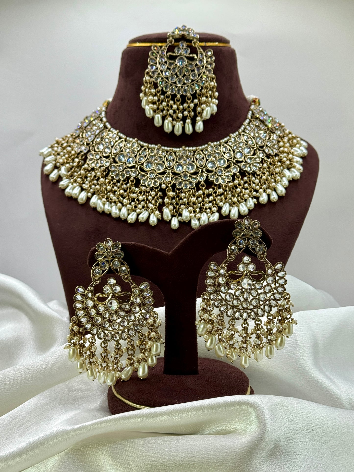 Alika polki Necklace Set