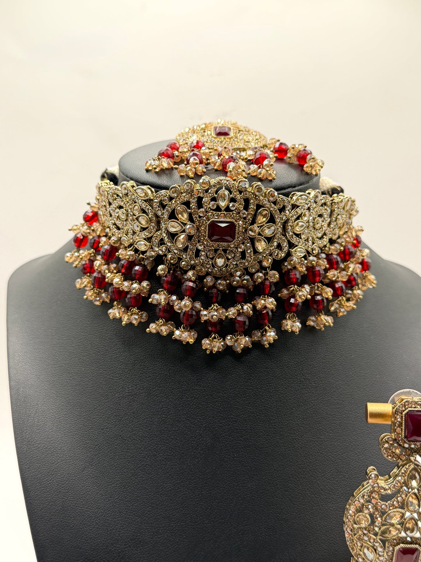 Noor Choker Set