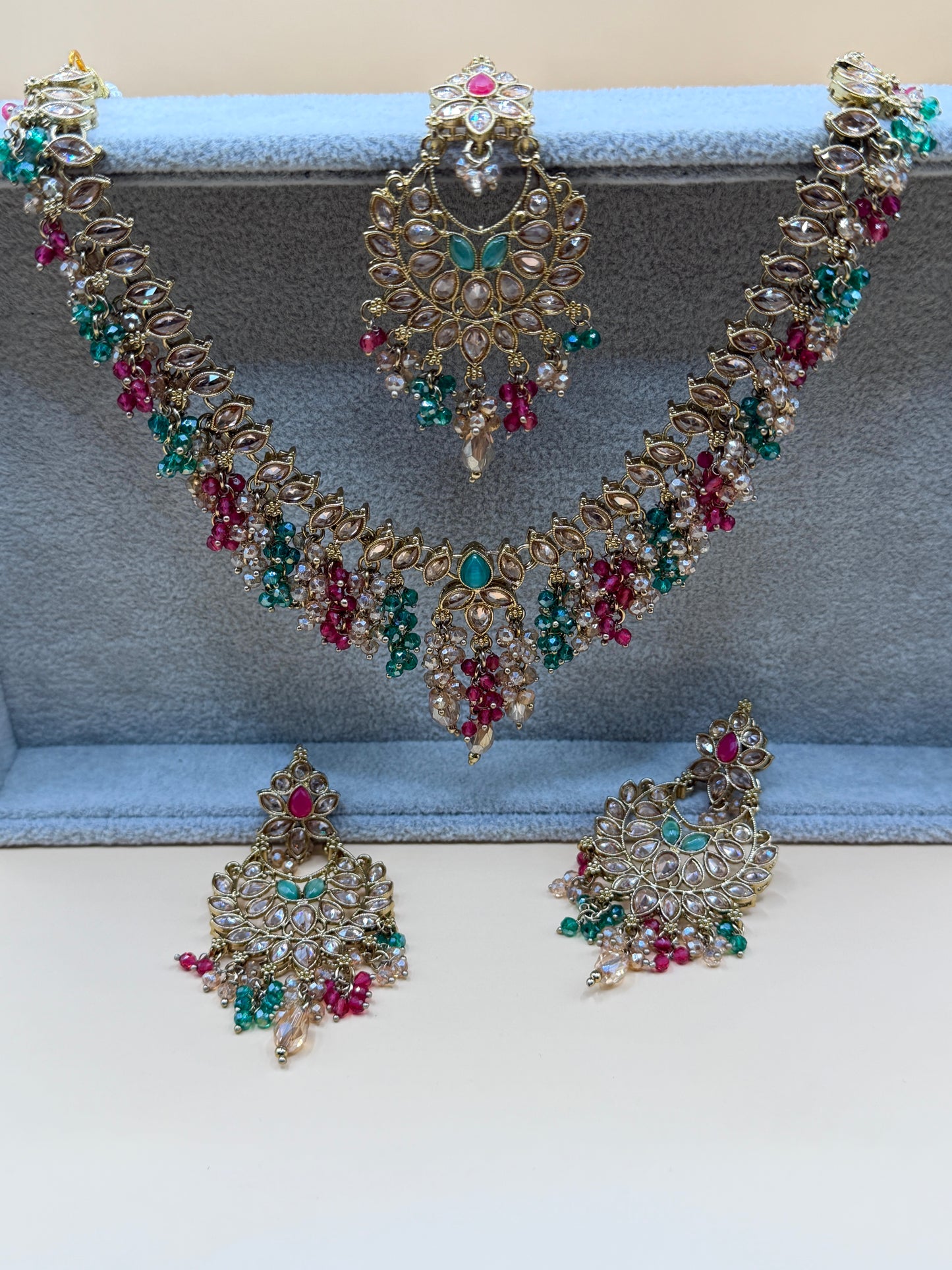 Ira V-Shaped Necklace Set