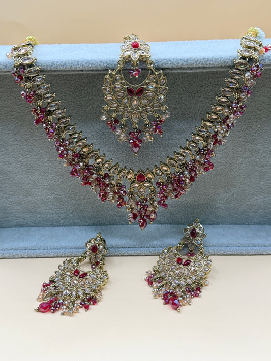 Ira V-Shaped Necklace Set